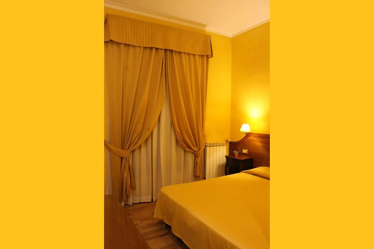 Piccolo Fiore Rome 0*,  Italy